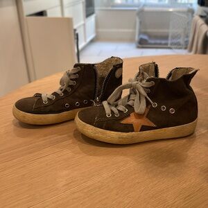 Golden Goose Toddler Size 26 Sneakers